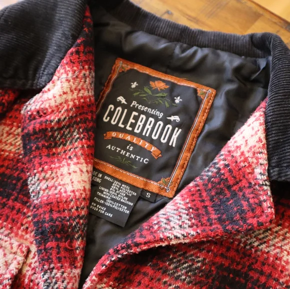 Colebrook Vintage Plaid Button Down Coat - Picture 5 of 7